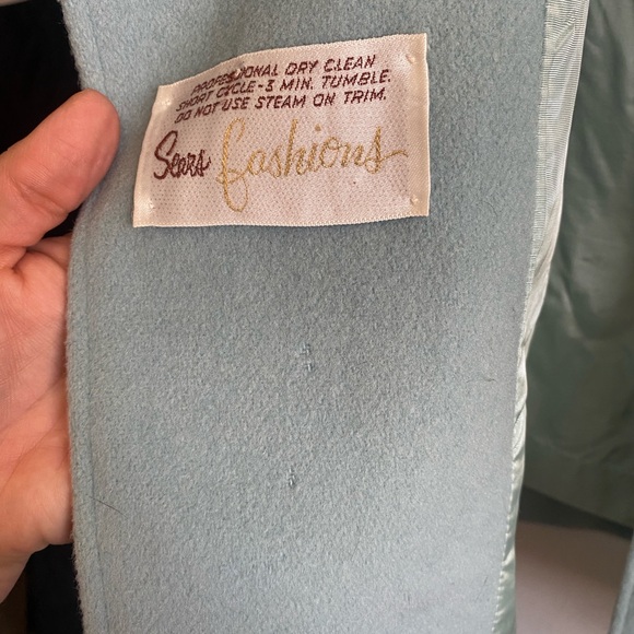 Vintage Powder Blue Faux Fur-Trimmed Women's Coat - Picture 5 of 8